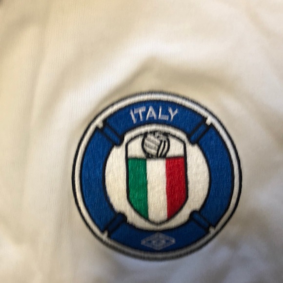 *Brand New* Umbro Polo Short Sleeve Tee - Picture 4 of 4